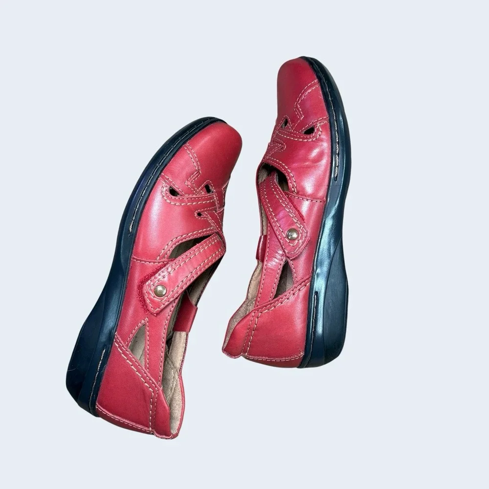 Clarks Collection Red Leather‎ Mary Jane Comfort Shoes Women's 6.5M Hook & Loop